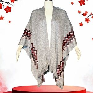 Beautiful Winter Shawl by V. Fraas